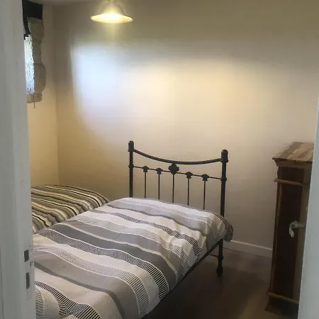 Blacksmiths In - 3 Beds Holiday home Blanzay